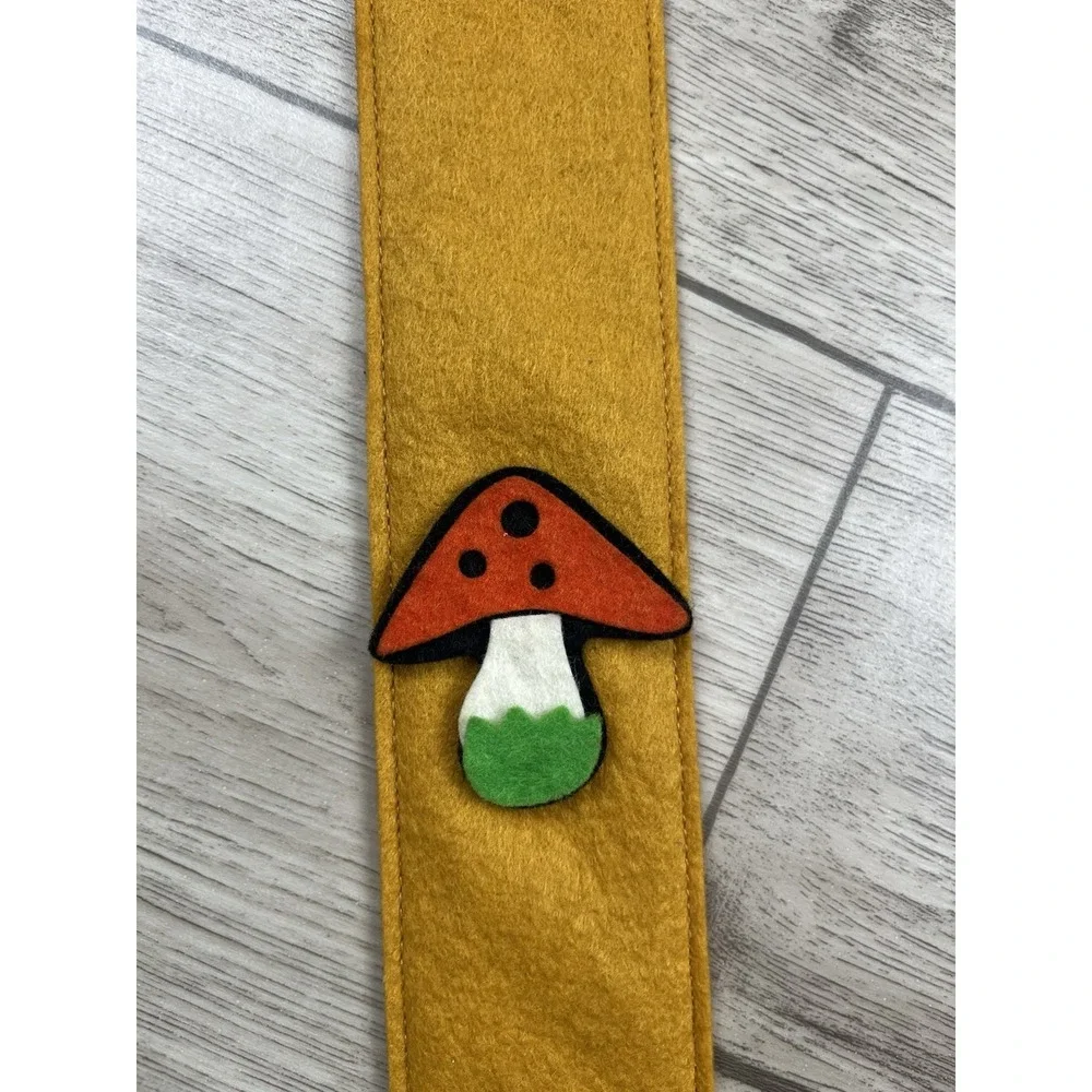 VTG 1970s  handmade yardstick holder Mushrooms On Jute MCM Mid Century Modern